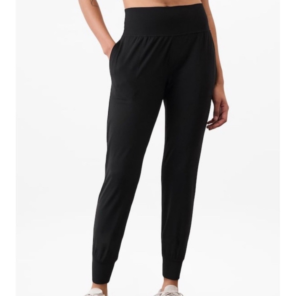 Athleta Salutation Black Joggers with Pockets